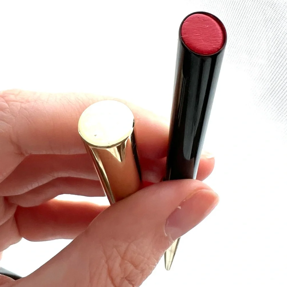 Hourglass Confession Ultra Slim High Intensity Refillable Lipstick in I Live For - Picture 6 of 6